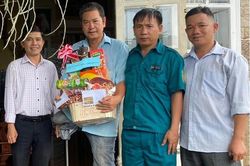 Sâu sát với công việc của địa phương