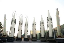 Iran dọa tấn công cơ sở hạt nhân của Israel