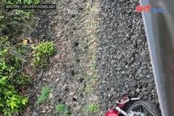 Va chạm với tàu hỏa, 2 người tử vong