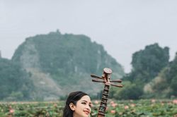 Nghệ sĩ Vũ Diệu Thảo và câu chuyện 'làm báo để giữ gìn văn hóa truyền thống'