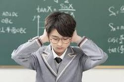 Áp lực học tập đến tận bậc mầm non