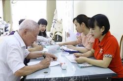 Từ 1/7/2025, người từ 75 tuổi không có lương hưu sẽ được hưởng trợ cấp hưu trí xã hội 500.000 đồng/tháng