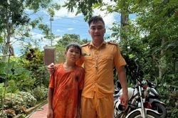 Cảnh sát giao thông Nghệ An lao xuống dòng nước xiết cứu cháu bé đuối nước