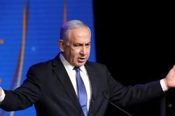 Israel tuyên bố 'kiểm soát không phận thủ đô Tehran của Iran'