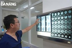 Bệnh viện Đà Nẵng cứu sống trẻ 13 tuổi bị xuất huyết não