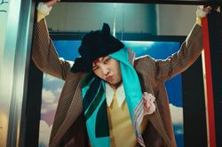 G-Dragon: 'Vua K-pop' xây dựng đế chế triệu USD lừng lẫy ra sao?
