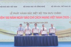 Phát hành bộ tem đặc biệt kỷ niệm 100 năm Ngày Báo chí Cách mạng Việt Nam