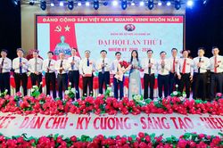 Đồng chí Nguyễn Viết Hưng giữ chức Bí thư Đảng ủy Sở Nội vụ Nghệ An