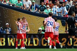 Atletico Madrid áp đảo đại diện bóng đá Mỹ