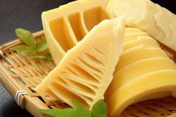 Măng tươi ngon nhưng đại kỵ với 6 nhóm người này