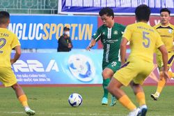 Công Phượng có thể đối đầu Bùi Tiến Dũng ở trận play-off