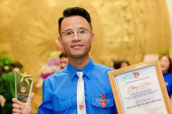 Ngọn lửa nhiệt huyết của nhà báo trẻ trên hành trình phụng sự cộng đồng