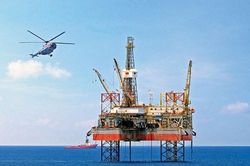 Giá xăng dầu hôm nay 21/6/2025: Giá dầu giảm trước quyết định của Mỹ