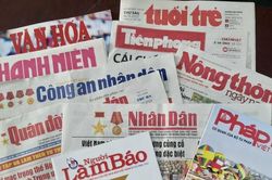 Ngọn lửa chiến đấu và nhân văn