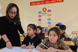 Dạy thêm trong nhà trường, mỗi lớp không được vượt quá 45 học sinh