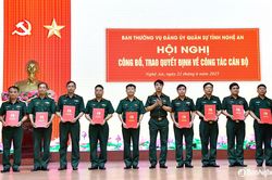 Nghệ An: Công bố Quyết định giải thể Ban Chỉ huy Quân sự cấp huyện