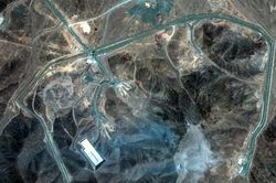 Phản ứng cứng rắn của Iran sau khi Mỹ tấn công
