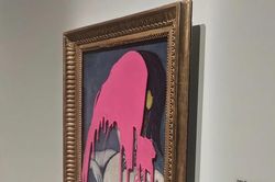 Tranh của danh họa Pablo Picasso bị tạt sơn giữa triển lãm ở Montreal