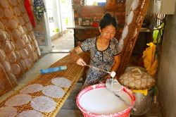Nghề làm bánh tráng, bánh hỏi ở Bà Rịa - Vũng Tàu là di sản quốc gia