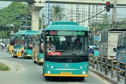 TPHCM sắp khai thác 37 tuyến xe buýt mới, sử dụng xe điện, năng lượng xanh