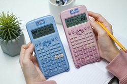 Loại máy tính nào được mang vào phòng thi tốt nghiệp THPT 2025 ?