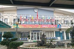 Đường sắt chạy tàu Đồng Hới- Đông Hà chở cán bộ đi làm sau hợp nhất từ 1-7