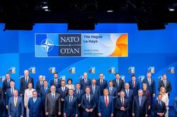 Những điểm chính tại Hội nghị thượng đỉnh NATO: Ông Trump được ca ngợi và cam kết 5% GDP cho quốc phòng