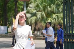 Đề Toán tốt nghiệp THPT 2025: Câu xác suất 'làm khó' sĩ tử, nhiều thí sinh lo mất điểm 8
