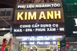 Tịch thu 2,5 tấn mỹ phẩm không rõ nguồn gốc tại một cửa hàng