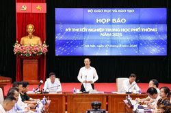 Xác định đối tượng sử dụng AI để giải đề thi môn Toán kỳ thi tốt nghiệp THPT 2025