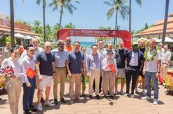 Furama Resort Đà Nẵng gây ấn tượng cho các huyền thoại MU bằng ứng dụng AI