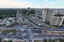 Tập trung giải ngân vốn đầu tư công, thúc đẩy tăng trưởng