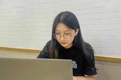 Sinh viên 'chạy sô' mùa hè: Người làm thêm, người khởi nghiệp, người tranh thủ 'chạy deadline' kỹ năng