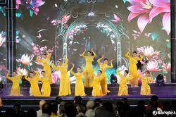 'Hòa nhịp yêu thương lần 2' - Âm nhạc kết nối yêu thương tại Bệnh viện Đa khoa TP. Vinh