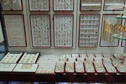 Giá vàng hôm nay theo xu hướng đi ngang