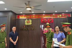 Bắt tạm giam trùm giang hồ Vi 'ngộ'