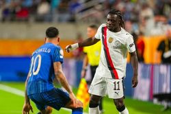 Inter Milan và Man City 'rủ nhau' thua sốc tại vòng 1/8 FIFA Club World Cup