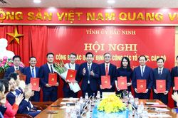 Thường trực Tỉnh ủy Bắc Ninh công bố các quyết định về công tác tổ chức, cán bộ