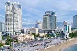 Khách nói 'run sợ' khi đến Nha Trang bị cùm khóa xe, CSGT nói gì?