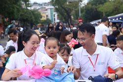 Giữ lửa yêu thương giữa thời đại số