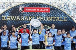 Đội bóng 4 lần vô địch J-League có thể sang Việt Nam thi đấu giao hữu