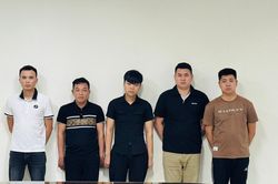 Chiếm đoạt tiền của ngân hàng và công ty tài chính, 5 đối tượng bị khởi tố