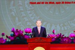 'Sắp xếp lại giang sơn' – Sức mạnh đồng thuận vì tương lai Việt Nam hùng cường