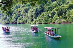 Phát triển du lịch hồ Ba Bể gồm vùng hạt nhân và 4 không gian chức năng