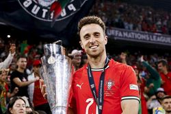 Tiền đạo Diogo Jota của Liverpool qua đời vì tai nạn xe hơi