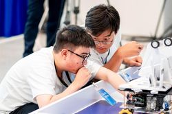 Sắp có chính sách tín dụng ưu đãi vượt trội cho sinh viên ngành công nghệ cao