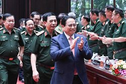 Tập trung nâng cao chất lượng tổng hợp, sức mạnh chiến đấu của Quân đội