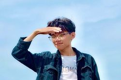 Cây bút trẻ thành tâm điểm làng văn