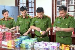 Thủ tướng yêu cầu xử lý nghiêm nghệ sĩ, người nổi tiếng quảng cáo sai sự thật