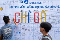 Đề thi năng khiếu Trường ĐH Xây dựng Hà Nội 2025: Thí sinh đánh giá đề 'dễ làm, tự tin điểm cao'